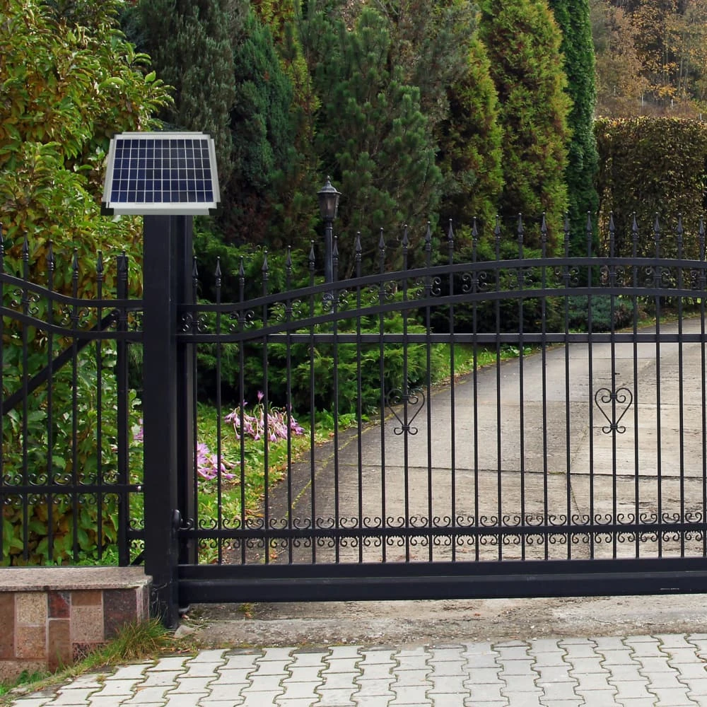 Coleman 10 Watt Crystalline Solar Panel 6 Coleman 10 Watt Crystalline Solar Panel - Image 6