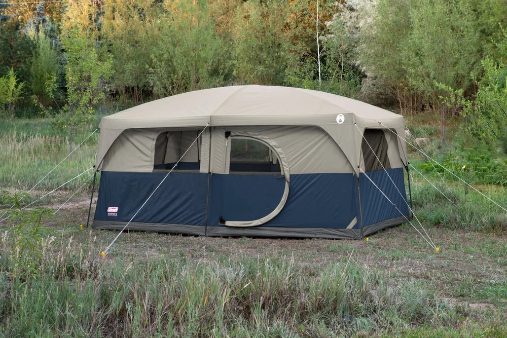 Coleman Hampton 3-Season, 9-Person, 2-Room Camping Cabin Tent W/ Room Divider, Rain Fly & Carry Bag 10 Coleman Hampton 3-Season, 9-Person, 2-Room Camping Cabin Tent W/ Room Divider, Rain Fly & Carry Bag - Image 10