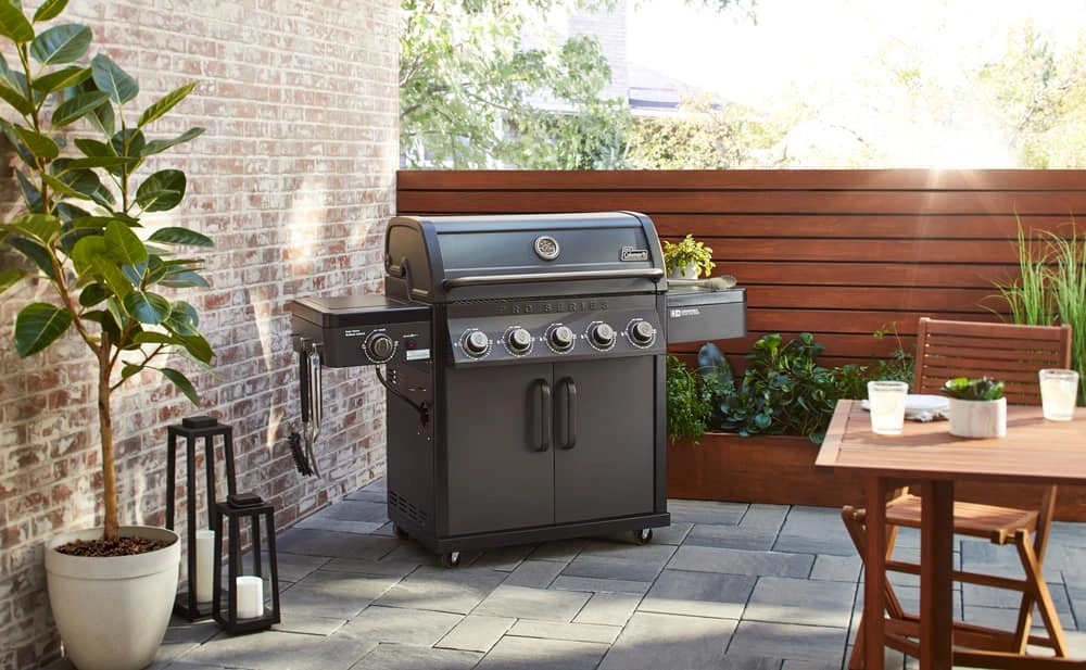 Coleman Pro Series 5-Burner BBQ 13 Coleman Pro Series 5-Burner BBQ - Image 13