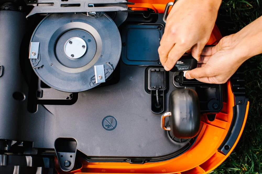 WORX Landroid Dual Off Limits Digital Fence Kit For Robotic Mower With Magnetic Strips 5 WORX Landroid Dual Off Limits Digital Fence Kit For Robotic Mower With Magnetic Strips - Image 5