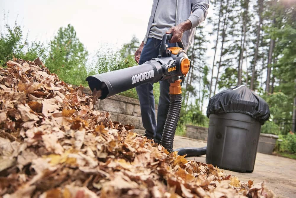 WORX WG512 Trivac 12 Amp 3-in-1 Electric Vacuum Blower/Mulcher/Vac, Black & Orange 4 WORX WG512 Trivac 12 Amp 3-in-1 Electric Vacuum Blower/Mulcher/Vac, Black & Orange - Image 4