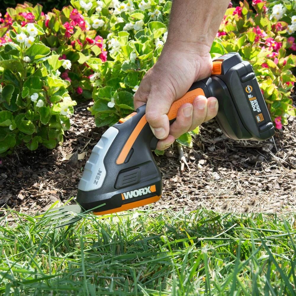 Worx 20V Power Share™ Cordless Garden Grass Shear/Shrub Trimmer Combo, 4"-8" 6 Worx 20V Power Share™ Cordless Garden Grass Shear/Shrub Trimmer Combo, 4"-8" - Image 6