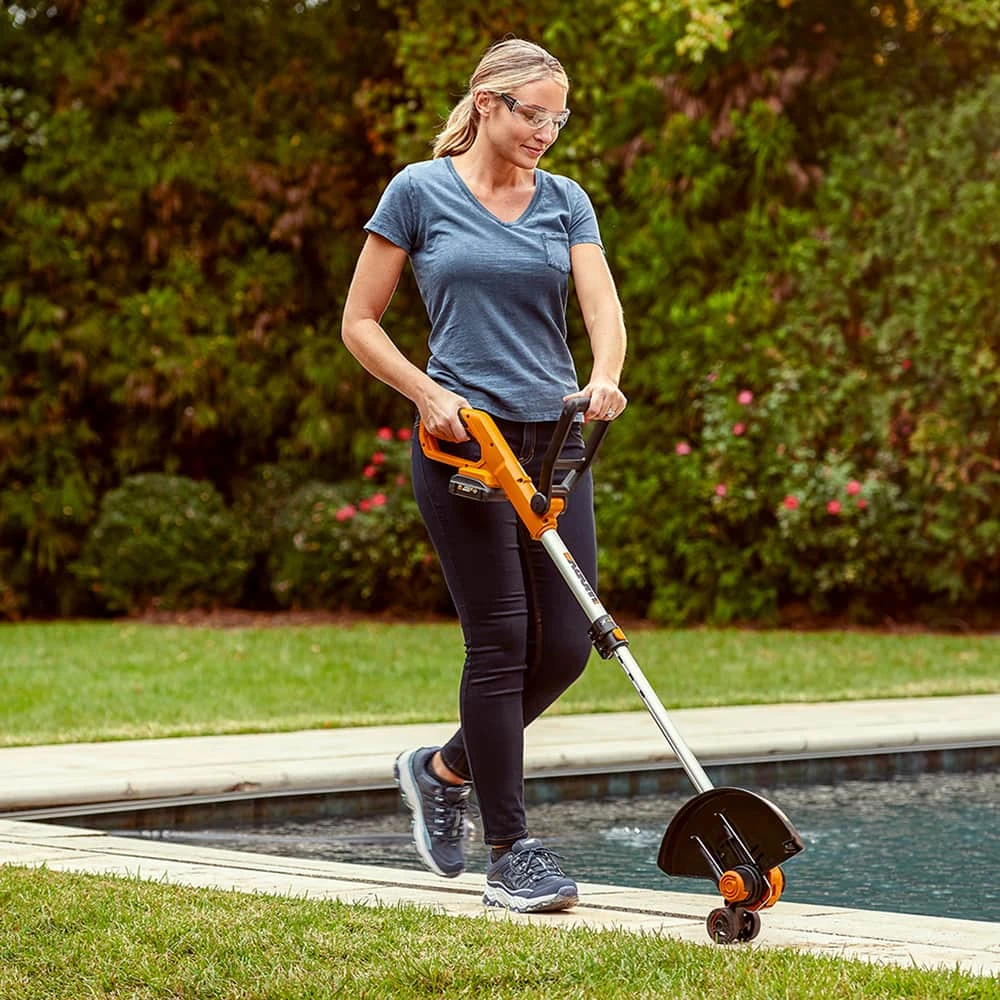 Worx Powershare 20 V Cordless Grass Trimmer & Leaf Blower Combo Kit 2 Worx Powershare 20 V Cordless Grass Trimmer & Leaf Blower Combo Kit - Image 2